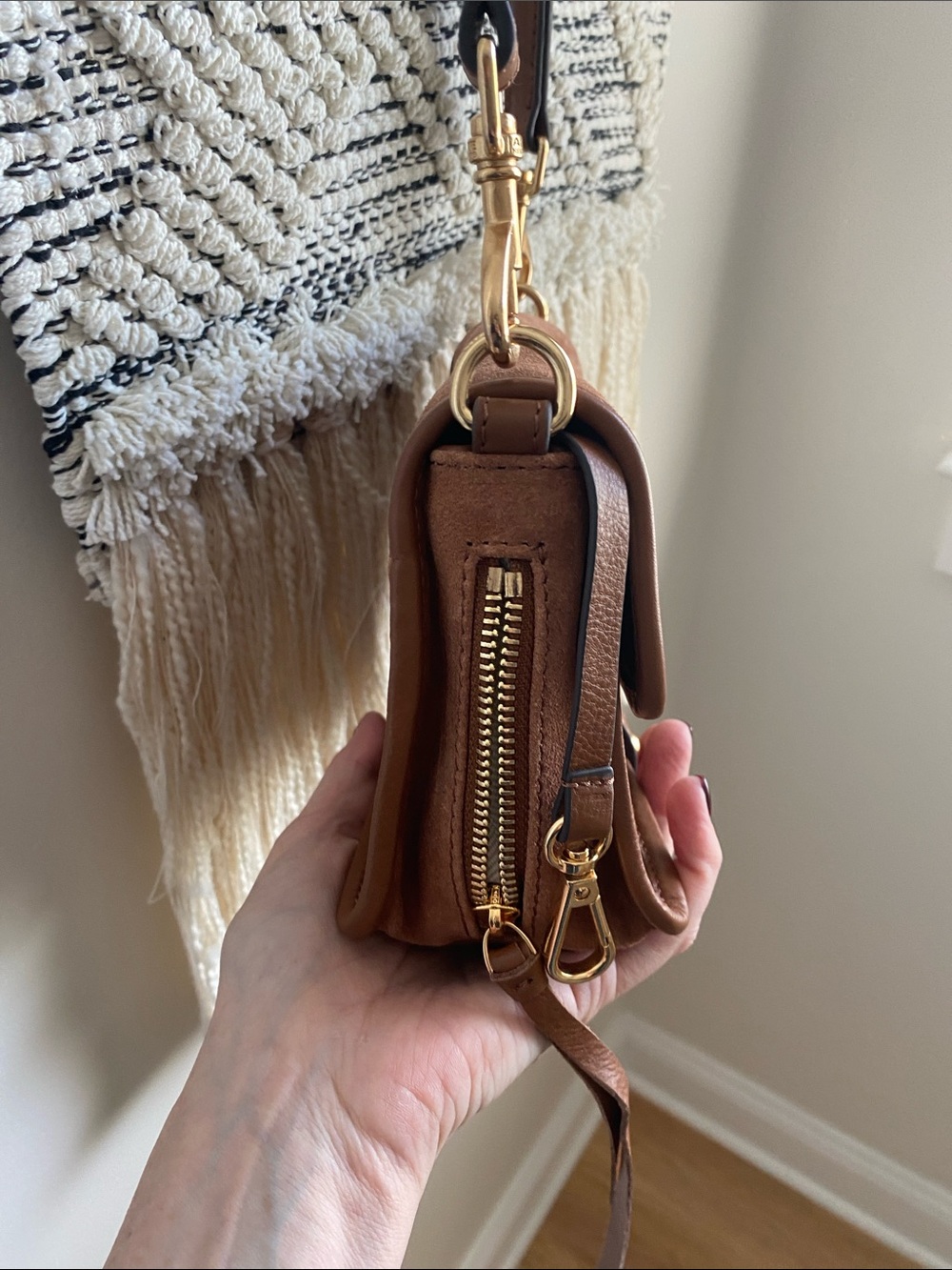 Aimee Great Escape Mini Crossbody - Picture 5 of 15